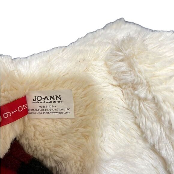 Jo-Ann teddy bear stuffed plush red black plaid for LIGHTHOUSE RESCUE NONPROFIT - Picture 5 of 6